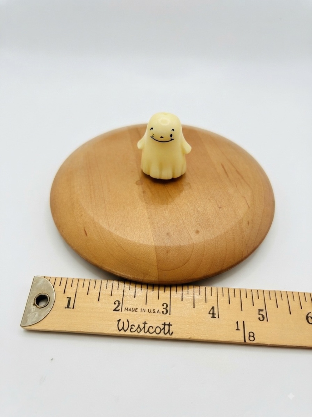 Longaberger 2004 Happy Halloween Small Ghost Wooden Lid & Knob - Picture 2 of 3